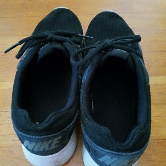 Nike Kaishi Run 1.0, US Size 9, Black-White - Picture 3 of 8